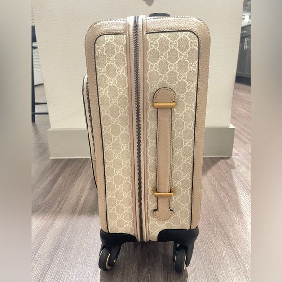 Gucci Savoy Small Cabin
Trolley - Picture 7 of 14